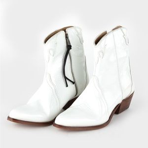 FREE PEOPLE Frontier Western Cowgirl Boots | Patent White Leather size 40 9.5
